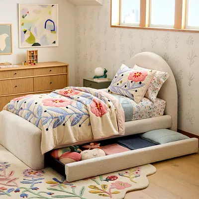 Charming Kids Bedroom Furniture Set - Perfect for Your Little Ones!