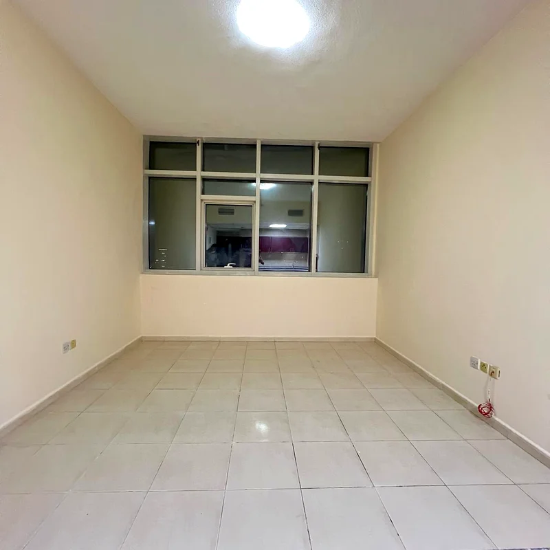 شقة ب studio متاحة لمدة 15 يومًا مجانًا* للعائلات فقط بسعر 24 ألفًا بالقرب من سوبر ماركت باقر مهيب في النهدة الشارقة63707321419267110