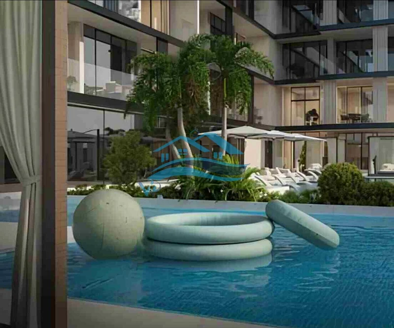 FREEHOLD | ELEGANCE STUDIO WITH 50/50 PP63979189786497113