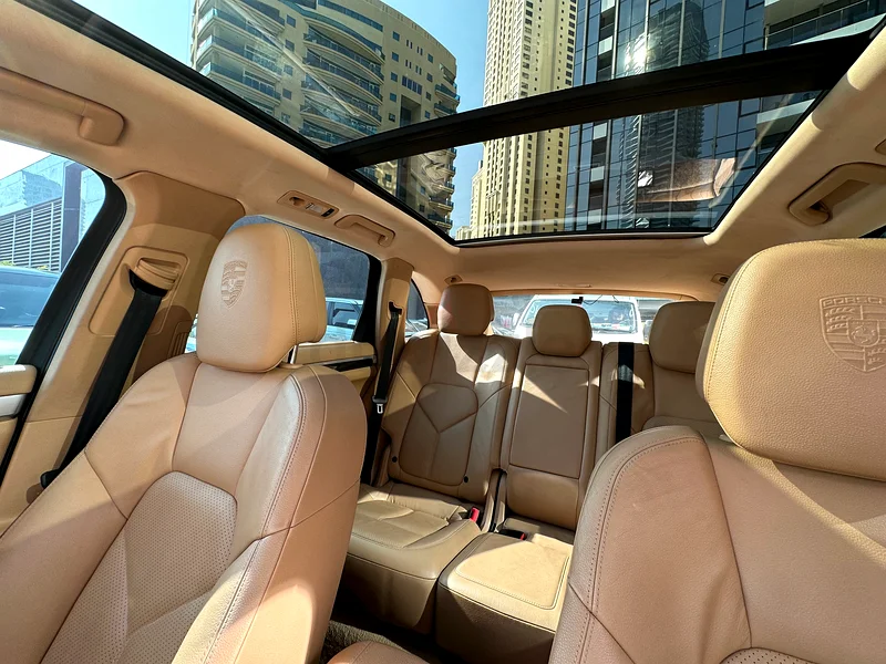 Porsche Cayenne 2014 GCC Panoramic  Urgent Sale63699038823810114