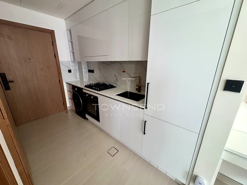Studio | Vacant | Furnished63785792847619114