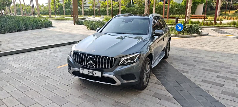 2019 Mercedes Benz GLC 350e 4 Matic-Plug in Hybrid
Full option-Excellent Condition63700381300865112