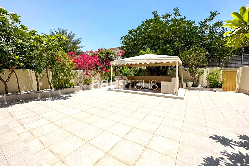 Fully Upgraded | Great Location | Available July63729127014275114
