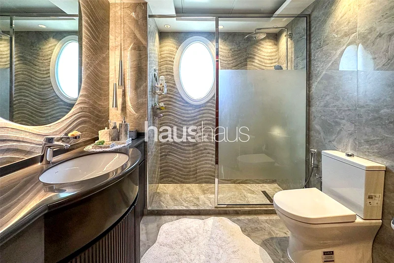Fully Upgraded | Great Location | Available July63729127014275113