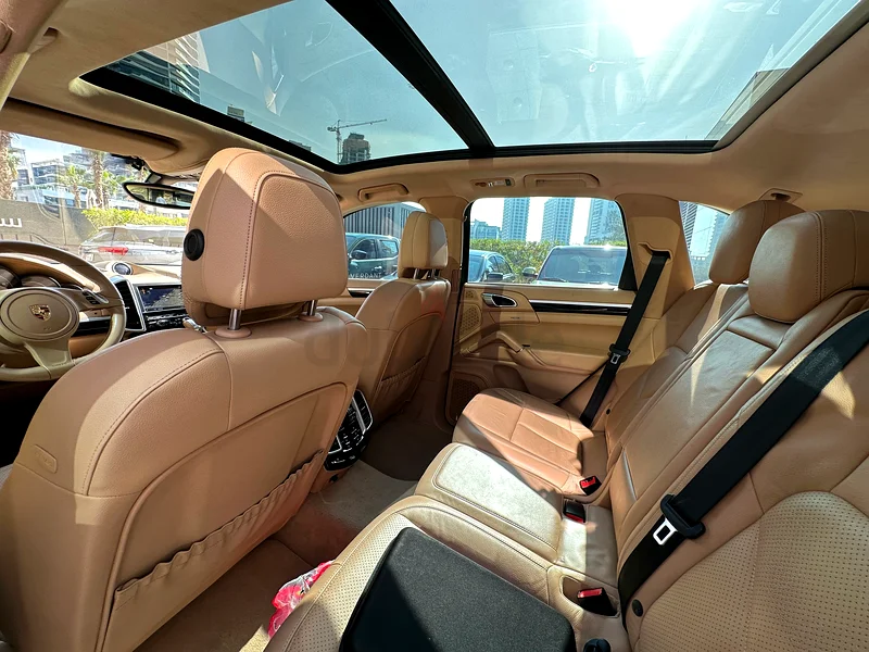 Porsche Cayenne 2014 GCC Panoramic  Urgent Sale63699038823810112