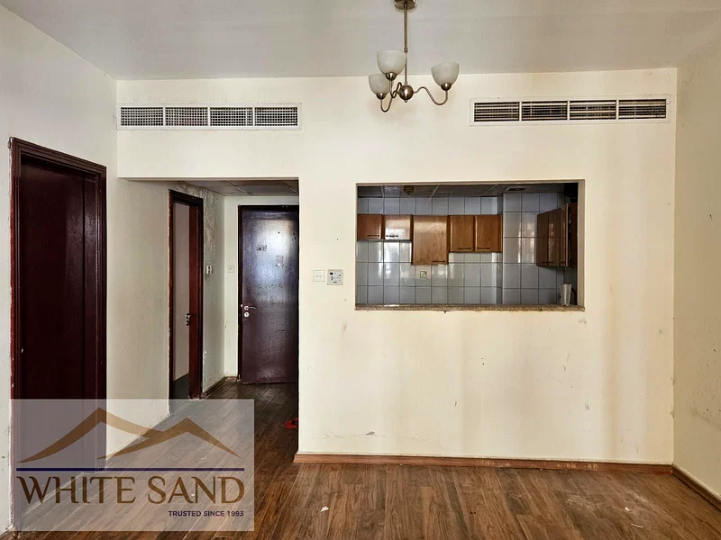 CHiNA    Cluster  I   Ready To Move    |   With Balcony  |    Family Building63806288049923114