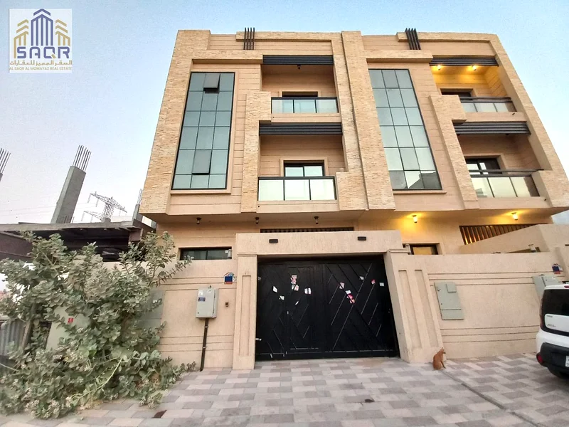 Deluxe Townhouse Villa 6 Master Bedrooms/Maid's Room for Annual Rent in Al Yasmeen Area63722360275841110