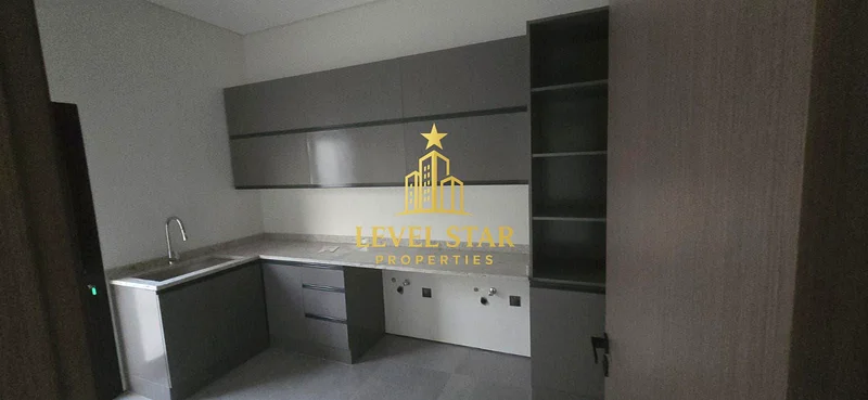 فيلا فاخرة للإيجار في الخوانيج 5 غرف نوم بالإضافة إلى غرفة خادمة63726296881665114
