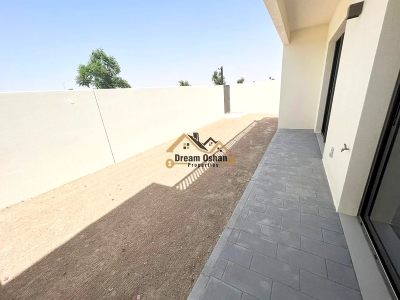 فيلا من 4 غرف نوم + مياد في بارك سايد 3 جاهزة للانتقال فورًا63805618787970113