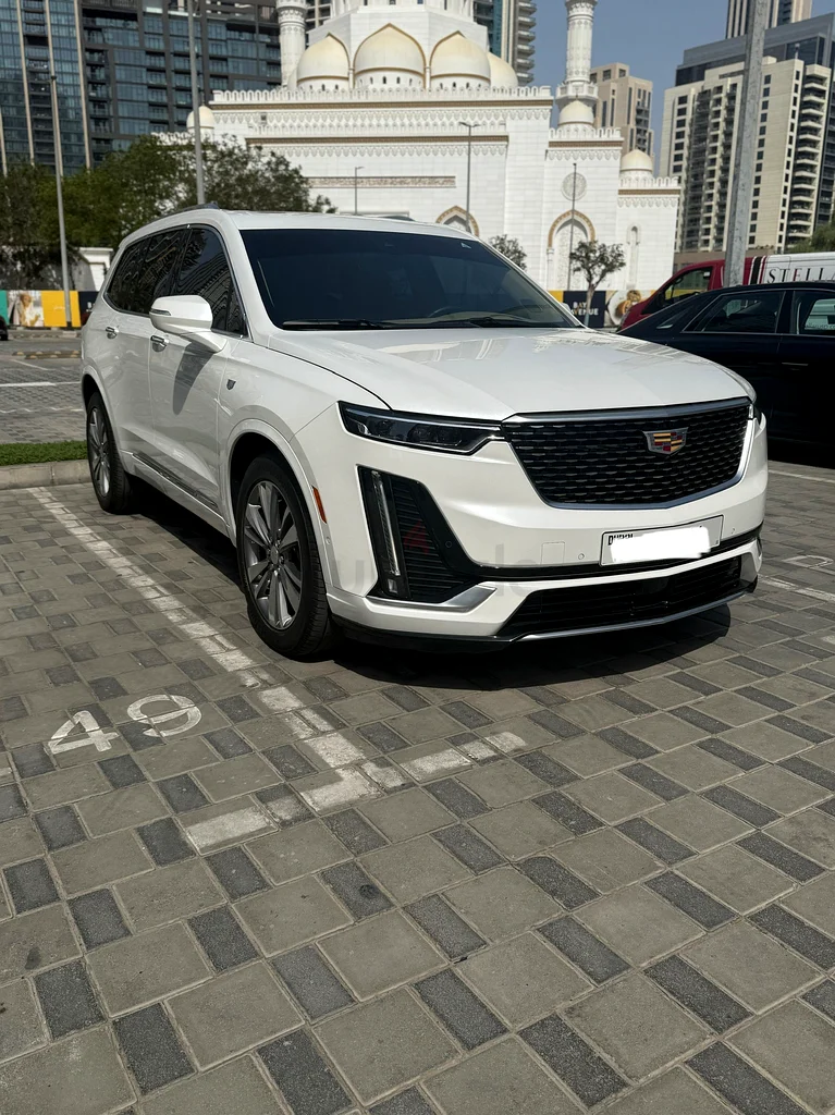 Cadillac XT6 under warranty and service contract63699028965635111