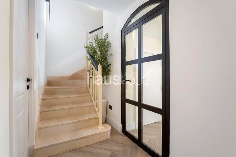Premium Upgrade | Converted 3 bed | Easy to view!63922626090499113