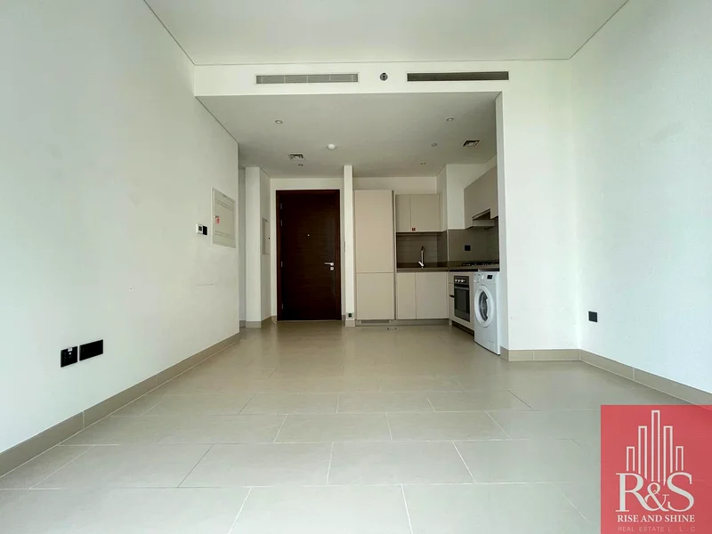 مفروش جزئيًا | طابق عالي | منظر رائع63757953273858112