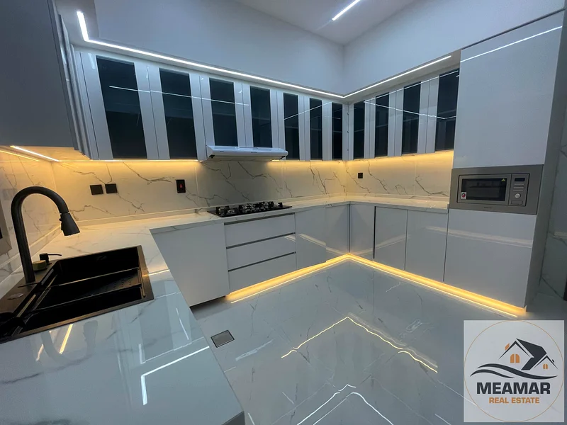 For freehold ownership in Ajman, all nationalities, a luxurious villa for sale, in Al Helio 1, including registration .installment 100%63893559702913113