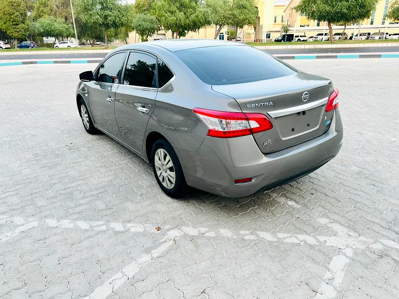 Urgent Nissan Sentra model 2016 Gulf one owner very clean63699056006273114
