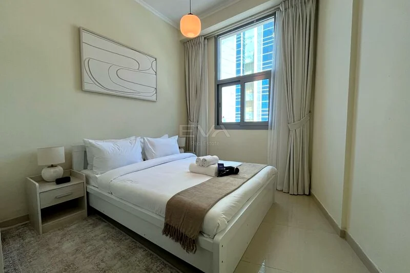 شاغرة | مفروشة بالكامل | مطبخ مغلق64038318322818112