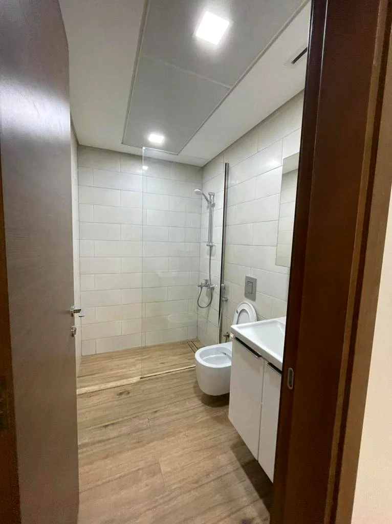 Comfortable 1BHK with Balcony | 823 Sqft63731272867585112