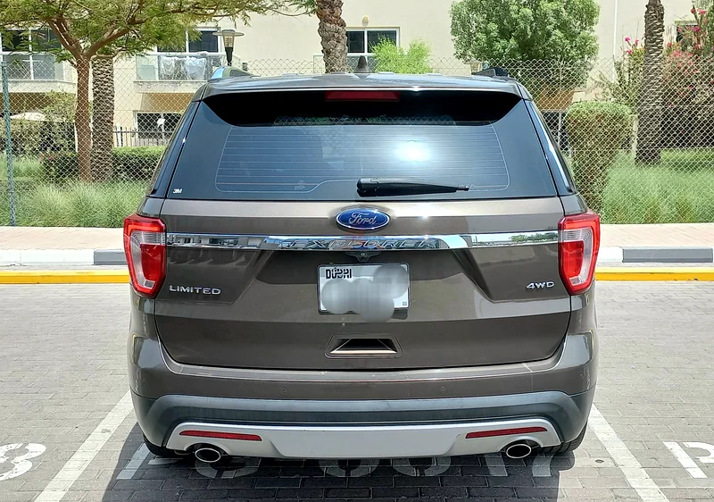 2016/EXPLORER LIMITED/ GCC/ TOP OPTION/ FULL SERVICE / NO ACCIDENT63700944345602111