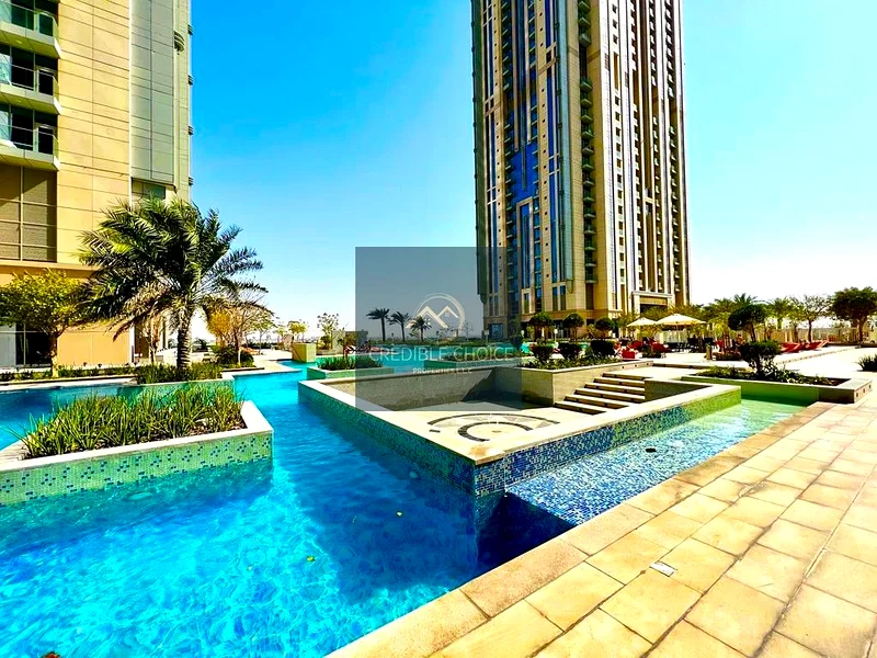 قناة وبلاج برج خليفة | بالقرب من محطة المترو باي للشركات63794529461506110
