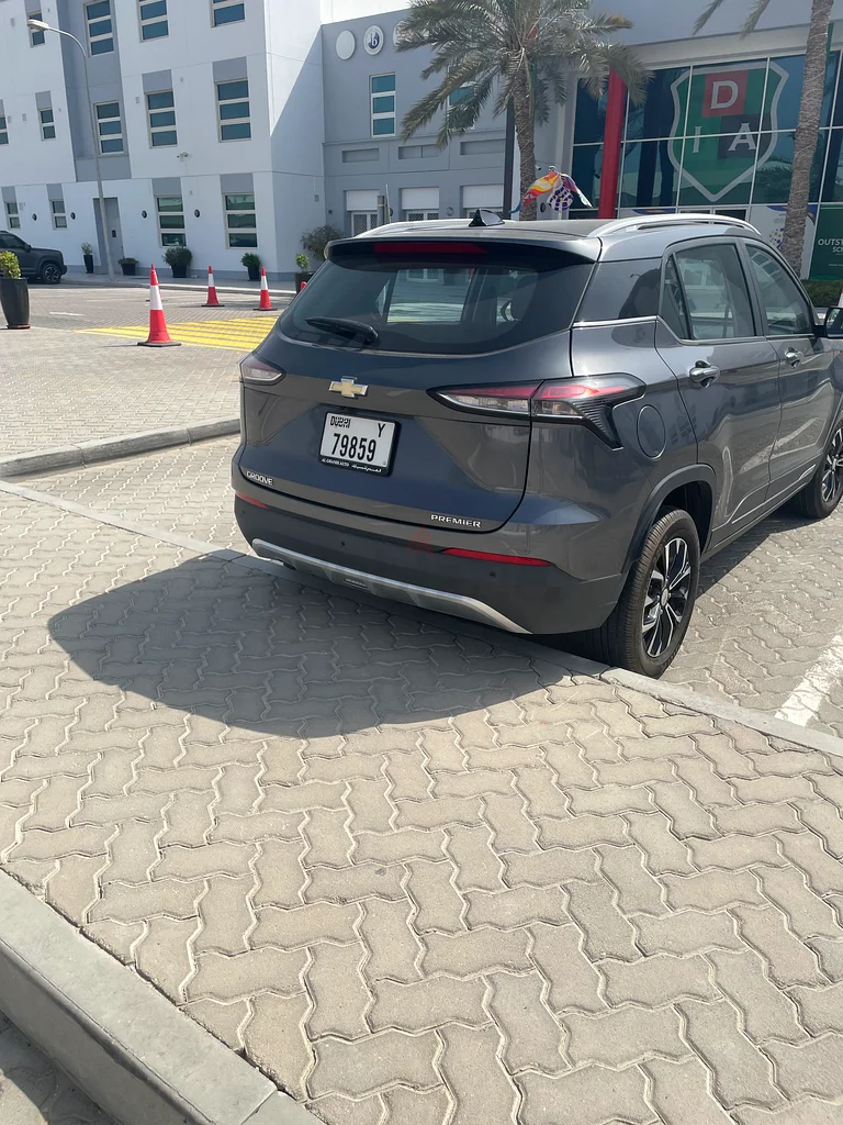 From first owner. Like new. No damage, no scratches. 5-year extended warranty from Alghand63699030793601111