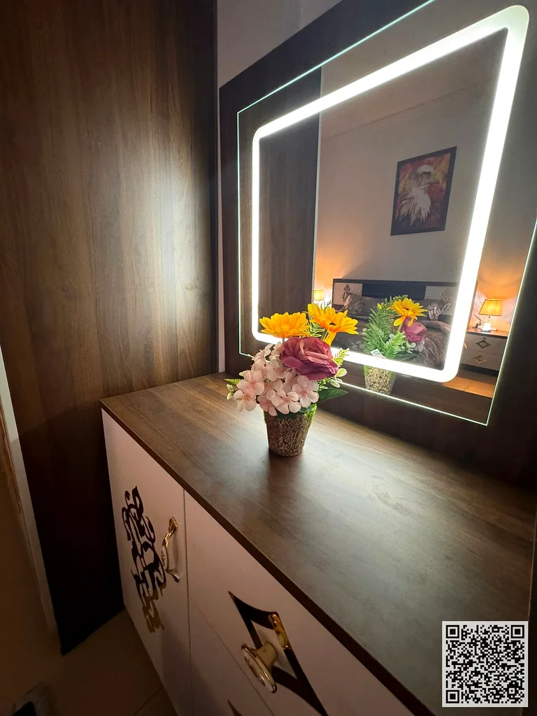 The most luxurious and upscale semi-detached studio with a distinctive view, fully furnished, new furniture, first resident, super deluxe, with a full63837479865859114