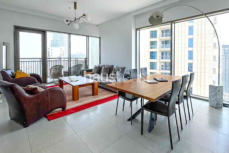 Stunning upgrades | Burj View | Vacant on Transfer64025379476483111