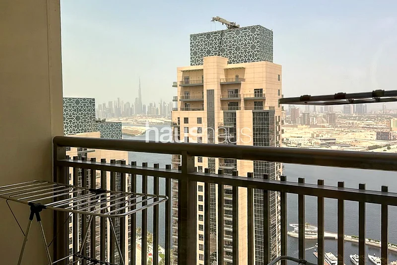 Stunning upgrades | Burj View | Vacant on Transfer64025379476483110