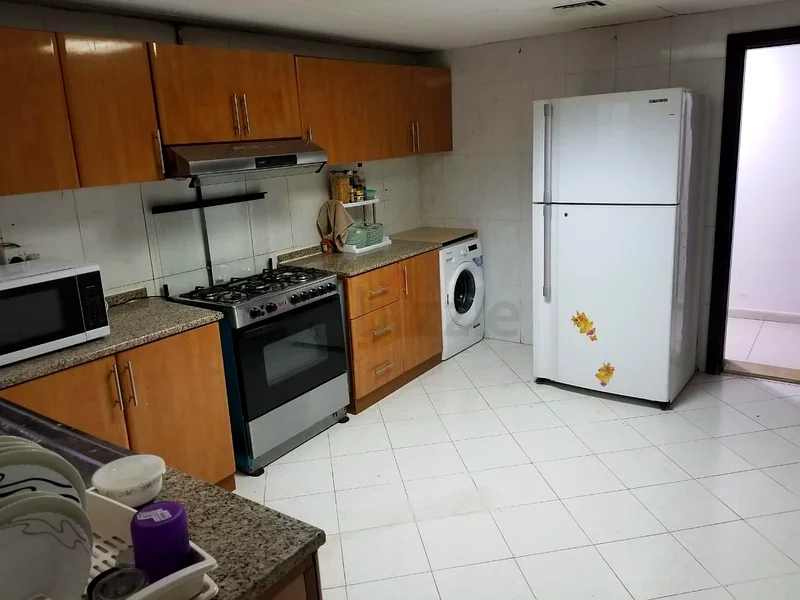 Partition room available in al Qusais 163796893974531112