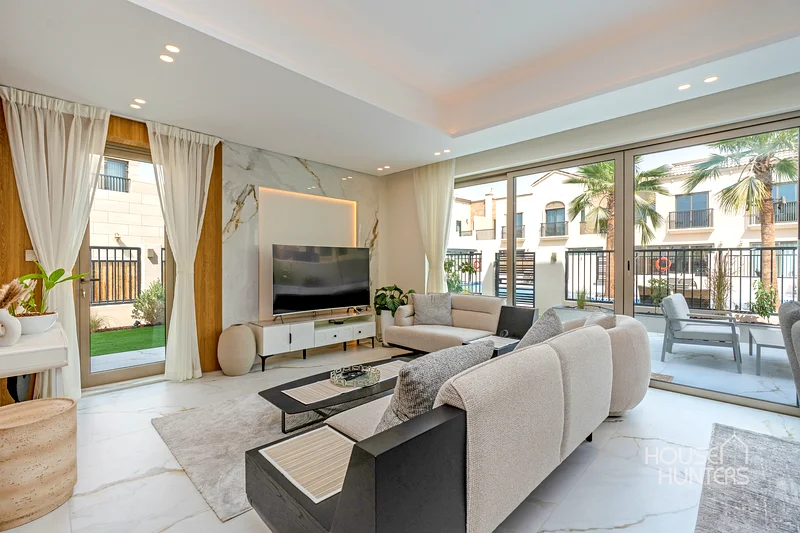 Largest Layout- Premium Location - Corner Unit63927001375491112