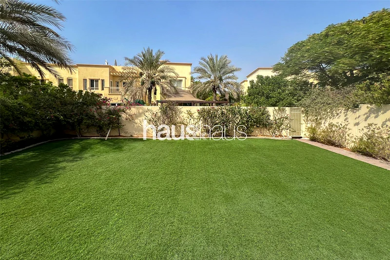 Type 3E | Large Plot | Back to Back63728636884995112
