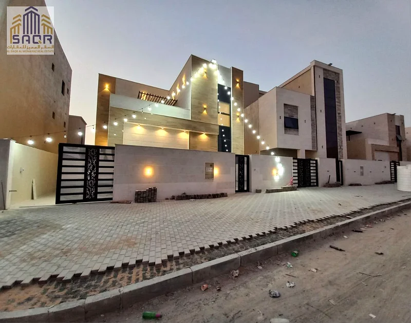 *فيلا فاخرة للإيجار في حي الياسمين / 4 غرف نوم رئيسية / تراس / بجوار حديقة الحميدية63722360283651110