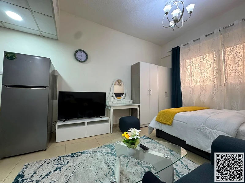 Studio apartment, With a semi-detached kitchen, fully furnished new, open view, all services included, Private Parking63837479874946113