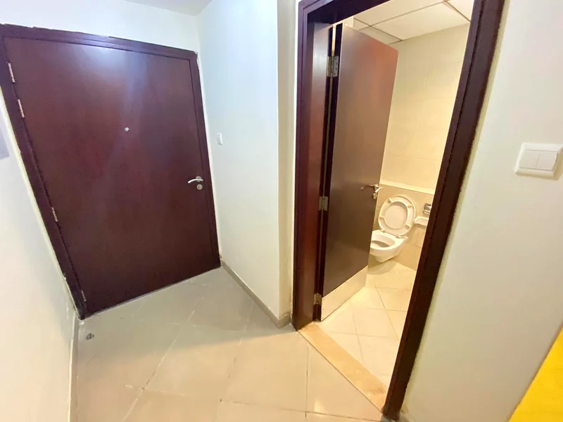 شاغرة | استوديو واسع | إطلالة على المجتمع63988445733633113