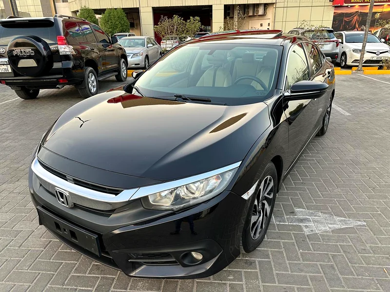 Honda Civic Model 2018 GCC Full Option Original Paint No Accident very good condition63699033452546111