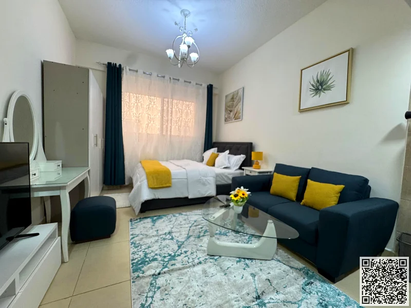 Studio apartment, With a semi-detached kitchen, fully furnished new, open view, all services included, Private Parking63837479874946112