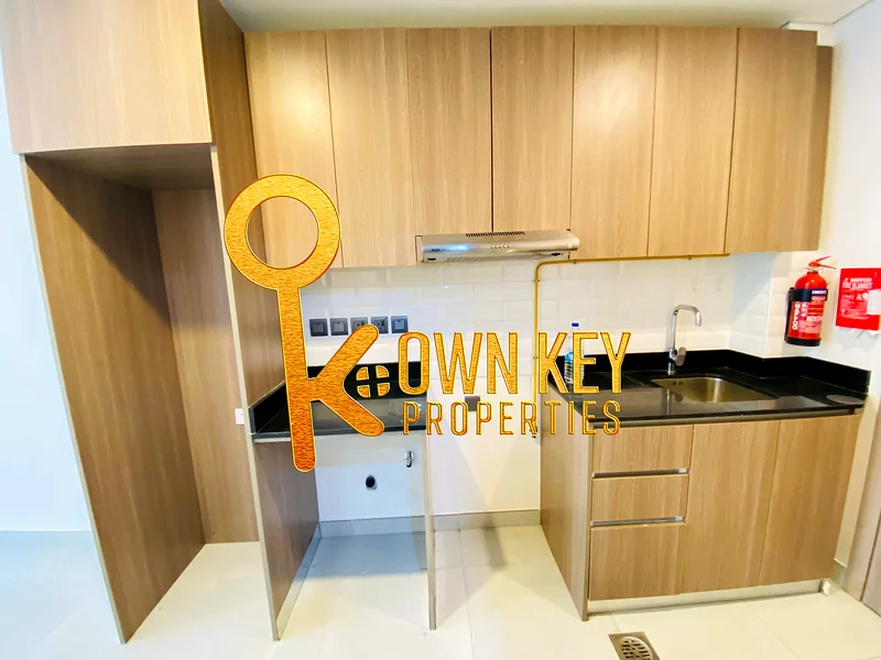 Beautiful Studio | 6 Cheques | Ready To Move63778034165379113