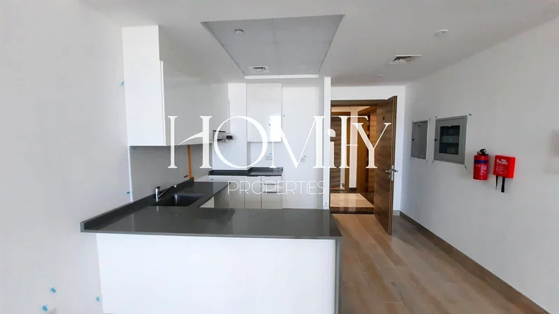 High Floor | Unfurnished | Community View63779930346754112