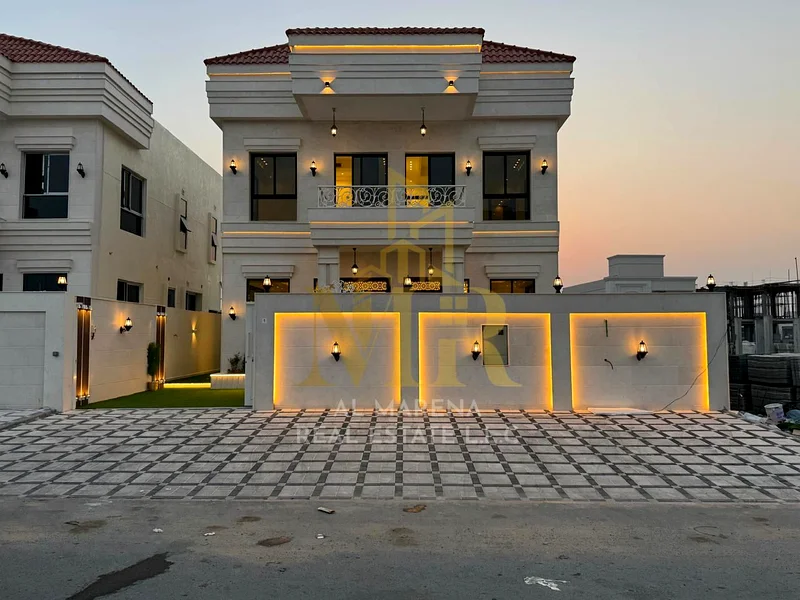Classic Design takes advantage of the opportunity, the price includes registration and ownership fees and is negotiable.63909116834435110