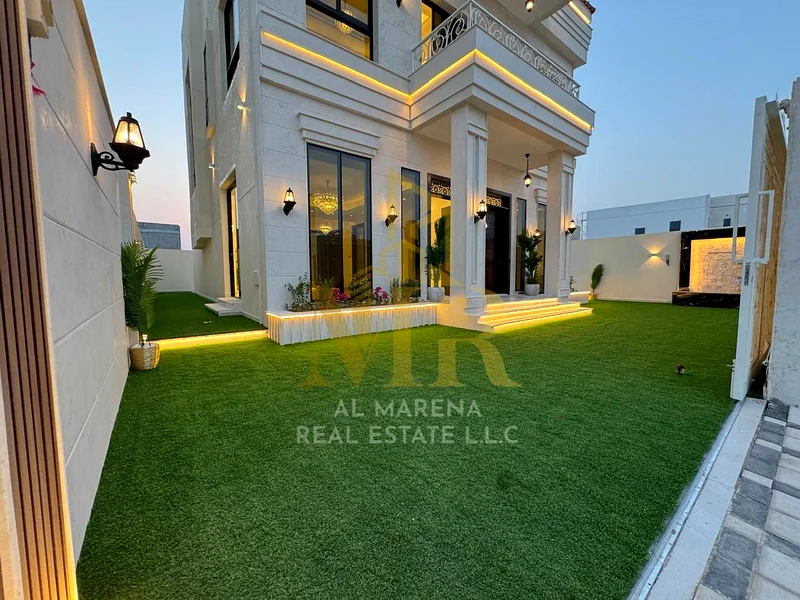 Classic Design takes advantage of the opportunity, the price includes registration and ownership fees and is negotiable.63909116834435114