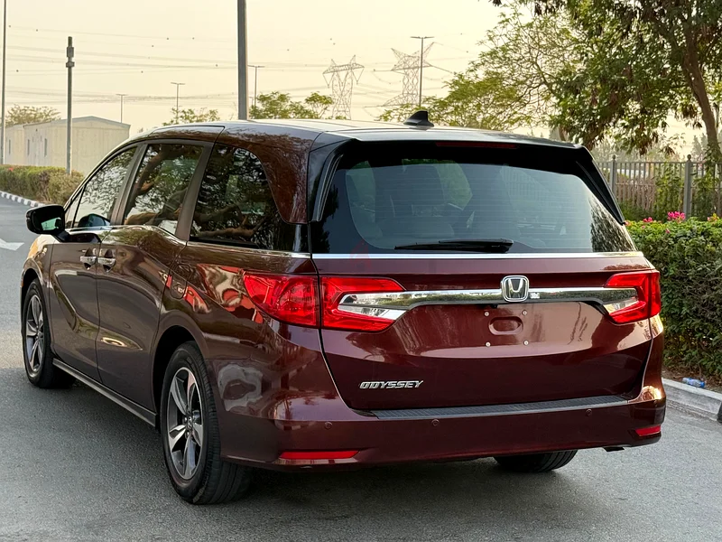 Honda Odyssey 2018 GCC Full option Accident free very good condition63699032320002114