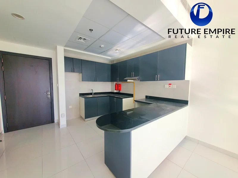 Luxury Unit | 2-Bedroom | Balcony | Gym Pool | Vacant Now63724602105985113