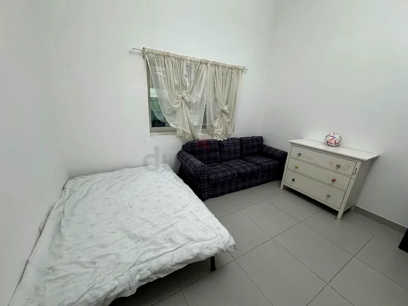 Big Hallway Available63795946917505111
