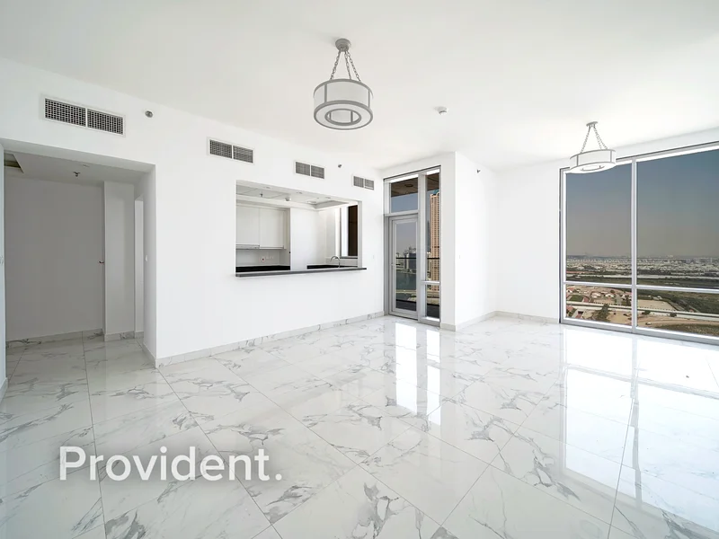 Spacious | Move-In Ready | Panoramic Canal Views63795041403651111