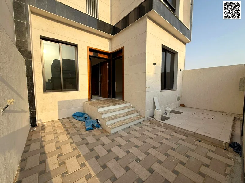 Registration fees included. 4 master bedrooms with built-in wardrobes in a prime area of ​​Al Helio.63913545330306112