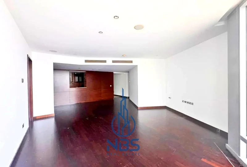 Unfurnished | Vacant | Prime Location63772137768707111