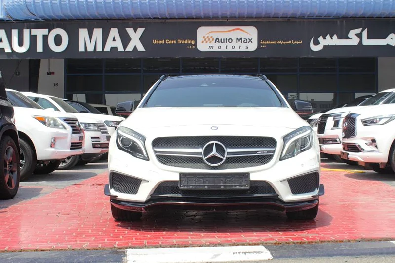 (2016) MERCEDES GLA 45, GCC AMG 04 MATIC63699042358914111