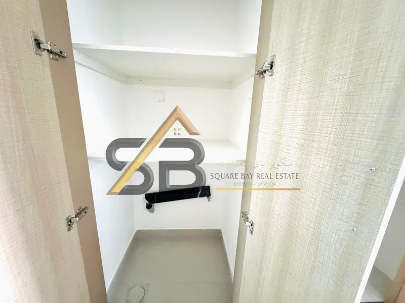 شقة واسعة من غرفة نوم واحدة مع شرفة كبيرة، والبناية تحتوي على جميع المرافق63742093239042113