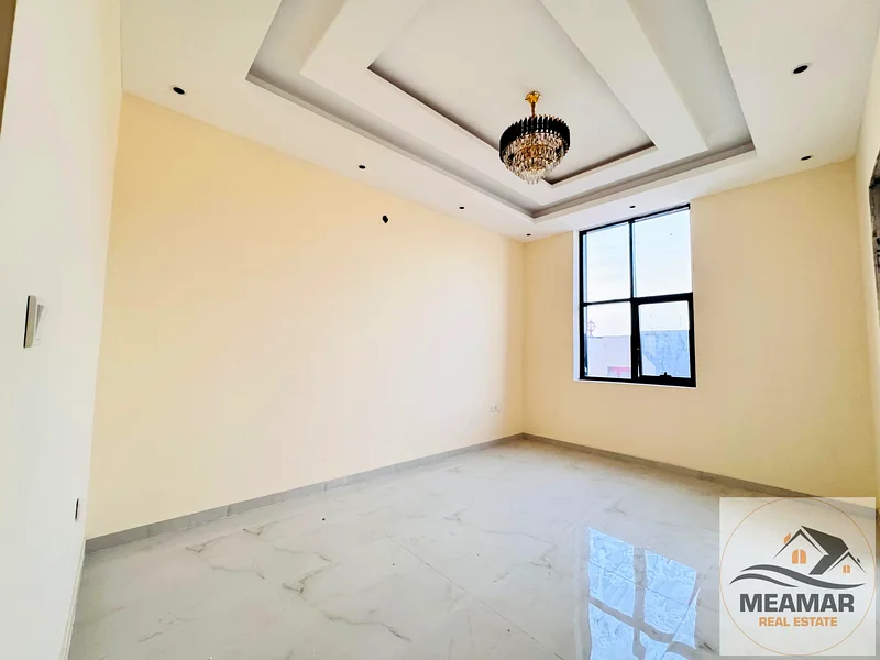 .منزل تاون هاوس واسع مكون من 5 غرف نوم في الحيلو 2 للبيع63909885789571114