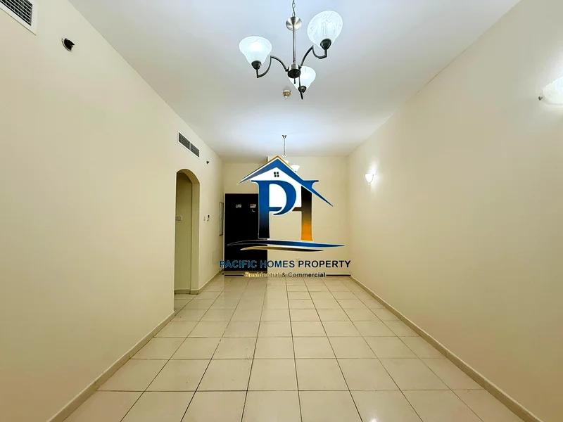 Luxury 01 Apt Available With All Amenities Near to  NMC HOSP(( ON Prime Location ))63757164640259114