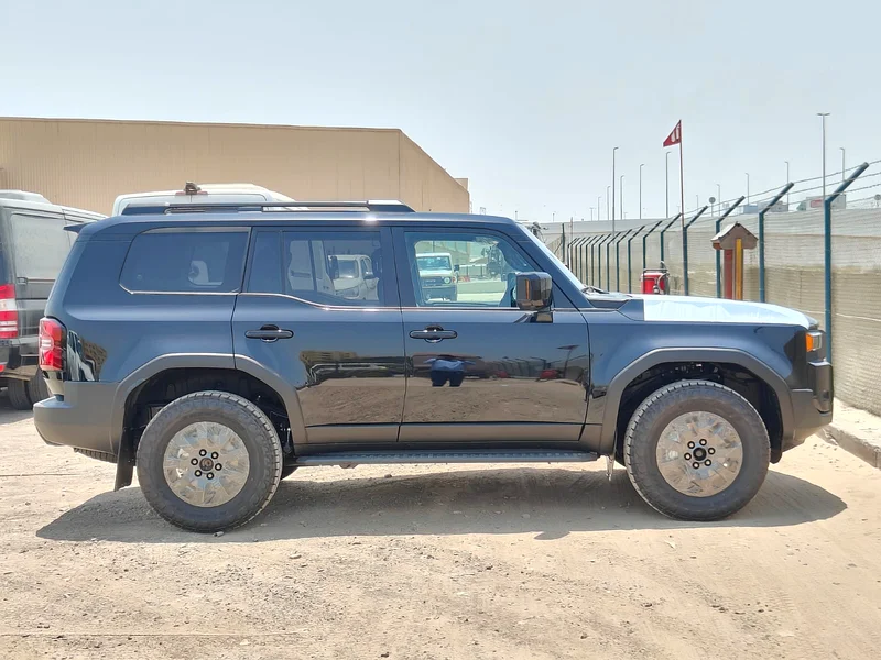 2025 Toyota Prado Adventure (Mid-Option with Sunroof) 7-Seater 2.4L Turbo Petrol A/T 4WD Africa Only63700381029249114