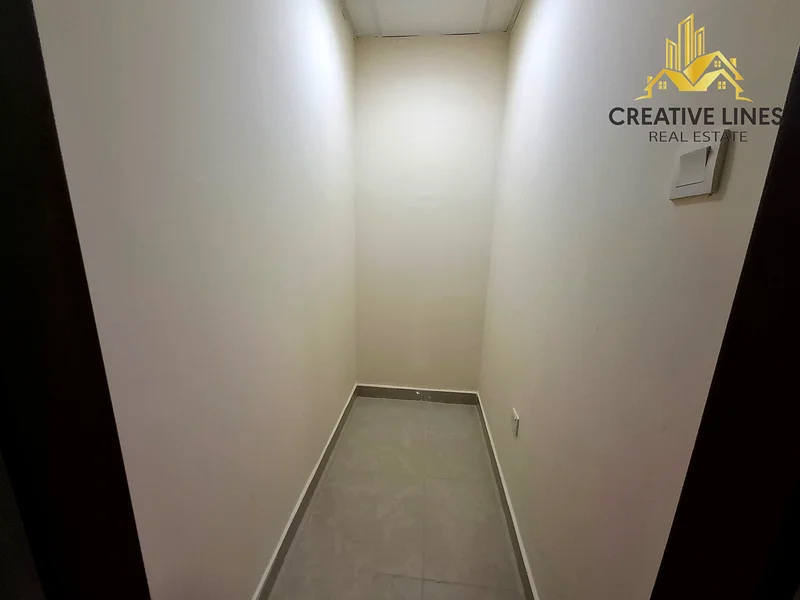 قريب من حديقة البركة وشقة بدون غاز مكونة من غرفتي نوم متاحة للعائلة63757474630402114